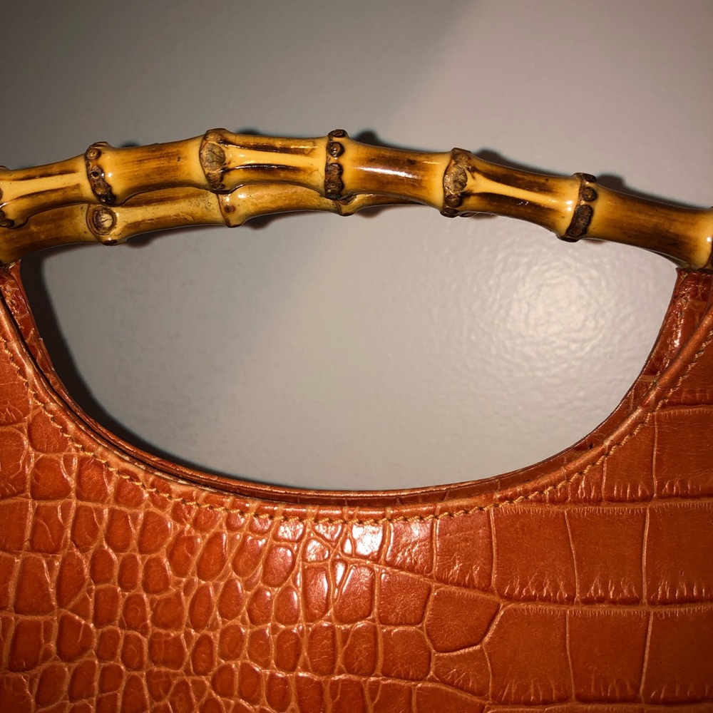 Handbag - Picture 2 of 7